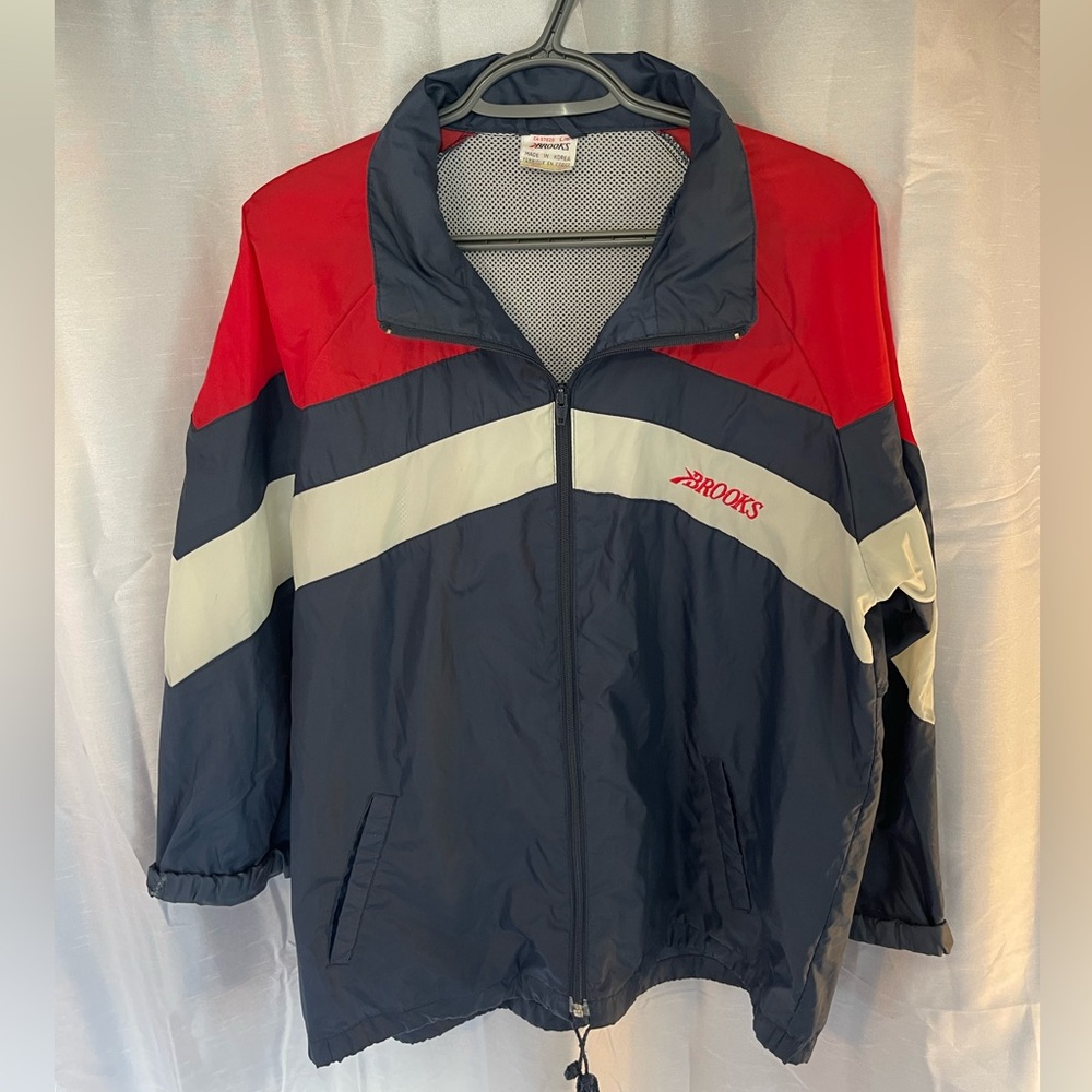 Vintage Brooks Red and Navy Hooded Wind Breaker Size Large